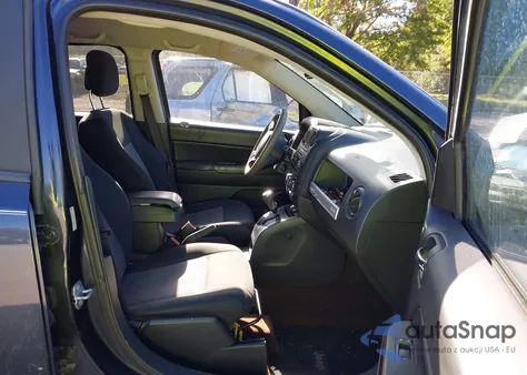 2014 Jeep Compass Sport from USA, damaged, VIN 1C4NJDBB3ED670537